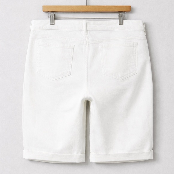 NYDJ White Women's Bermuda Shorts - Picture 2 of 6